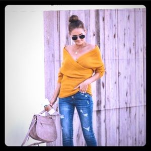 Brand new Vici Wrap Me Up Mustard Sweater Sz L